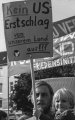 Demonstration der Friedensbewegung Kiel 1980 © Holger Rüdel