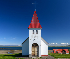 Kirche in Prestbakki, Island © Holger Rüdel