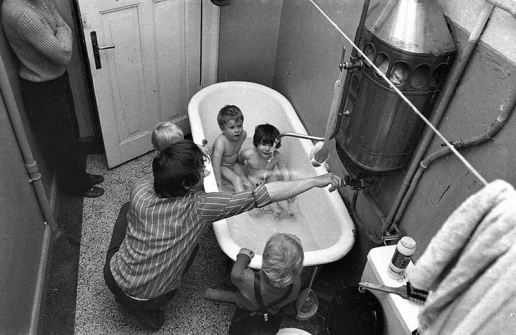 Antiautoritäre Erziehung in einem Kinderladen in Kiel 1970 © Holger Rüdel