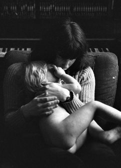 Antiautoritäre Erziehung in einem Kinderladen in Kiel 1970 © Holger Rüdel