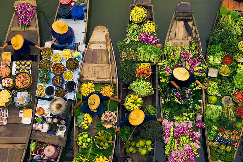 Schwimmender Markt, Bangkok, Thailand © Art Wolfe/ Art Wolfe Stock