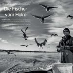 Auf sechs Seiten berichtet das Magazin "fotoforum" in der Ausgabe 5/2022 über die Bildreportage "Zeitenwende. Die Fischer vom Holm in Schleswig an der Schlei" von Holger Rüdel.