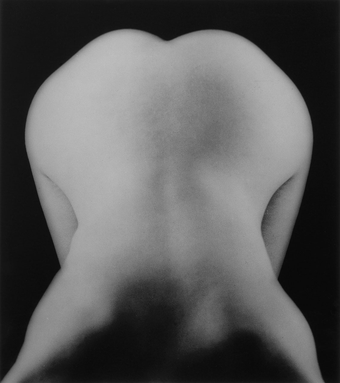 Lee Miller, Nude bent forward [thought to be Noma Rathner], Paris, 1930. © Lee Miller Archives England 2022