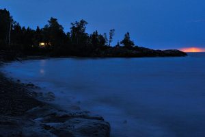 Nächtliche Blitze über dem Lake Superior © Holger Rüdel